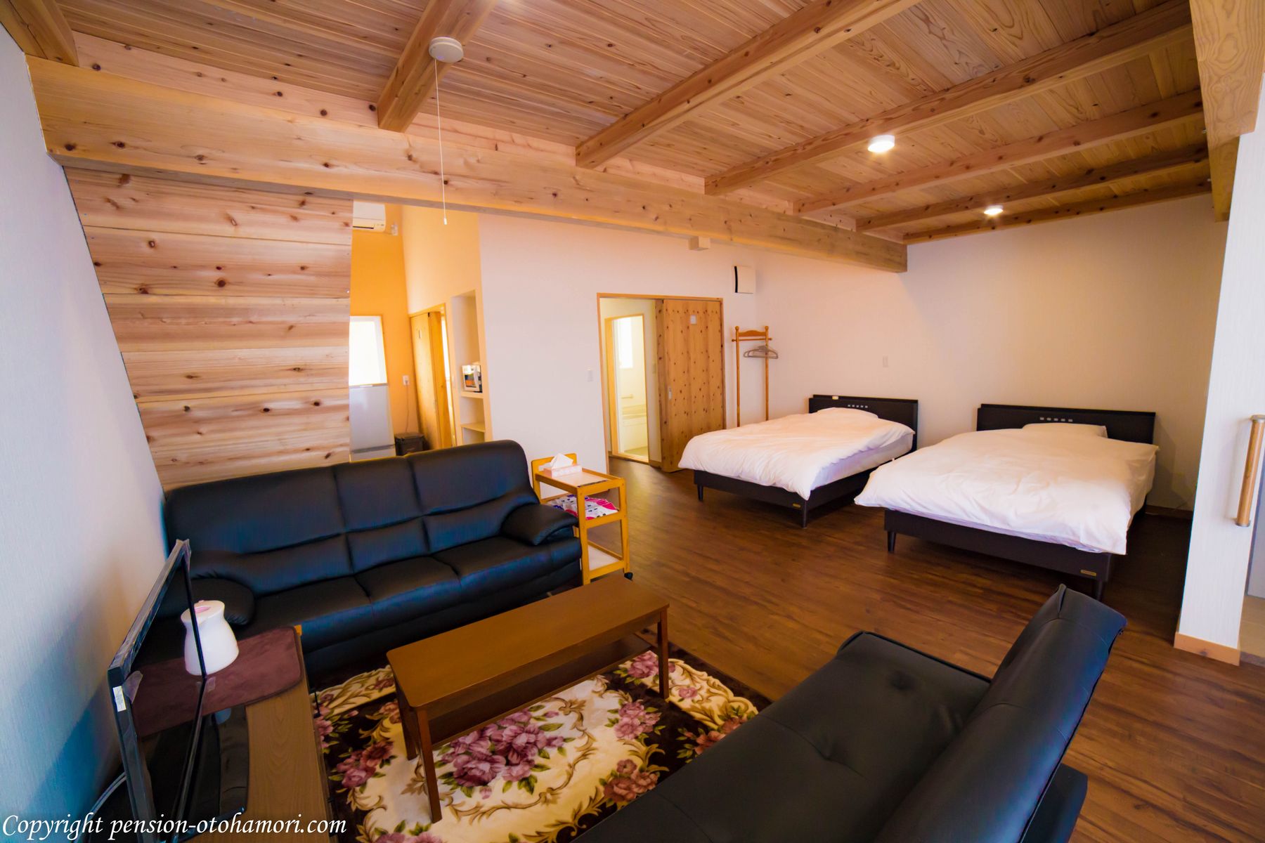 ペンション乙羽森　客室01