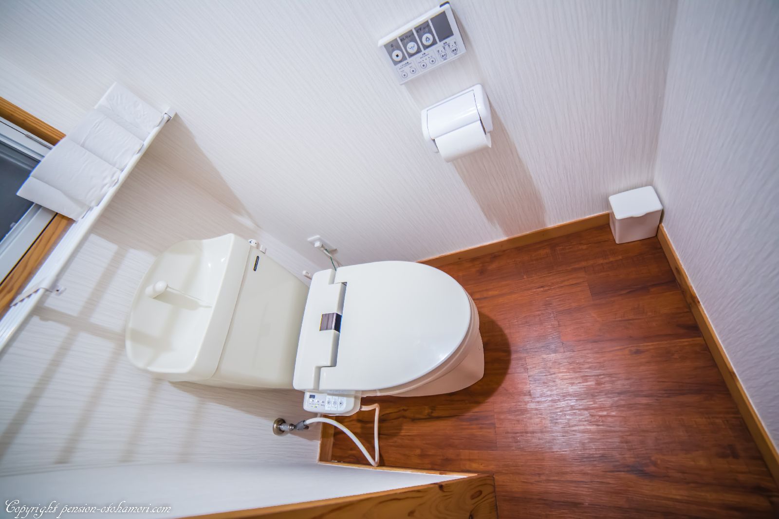 ペンション乙羽森　トイレ