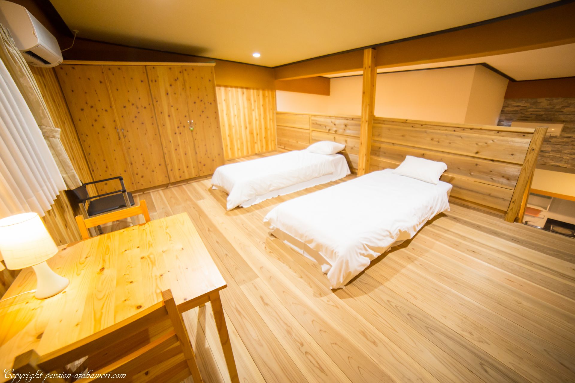 ペンション乙羽森　ロフト02